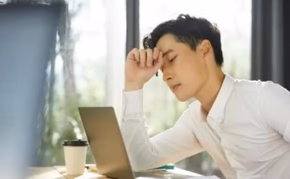 Phan ung bat ngo cua me ke khi bo toi cho mot nua gia tai