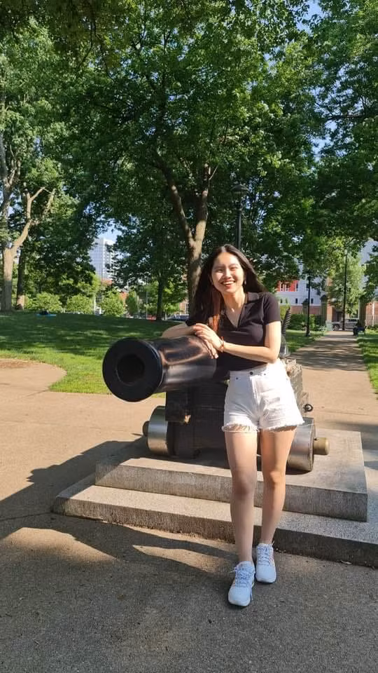 NSND Trung Anh he lo loat khung hinh moi cua con gai-Hinh-4