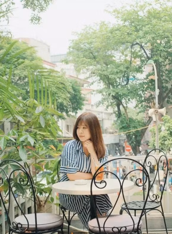 Nhan sac ba xa dien vien Manh Truong o tuoi 40-Hinh-3