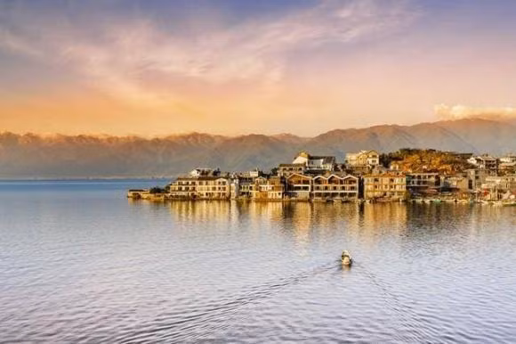 Nguoi xua co cau: “Mo cua ra thay ba dieu, hoa ap vao nha”