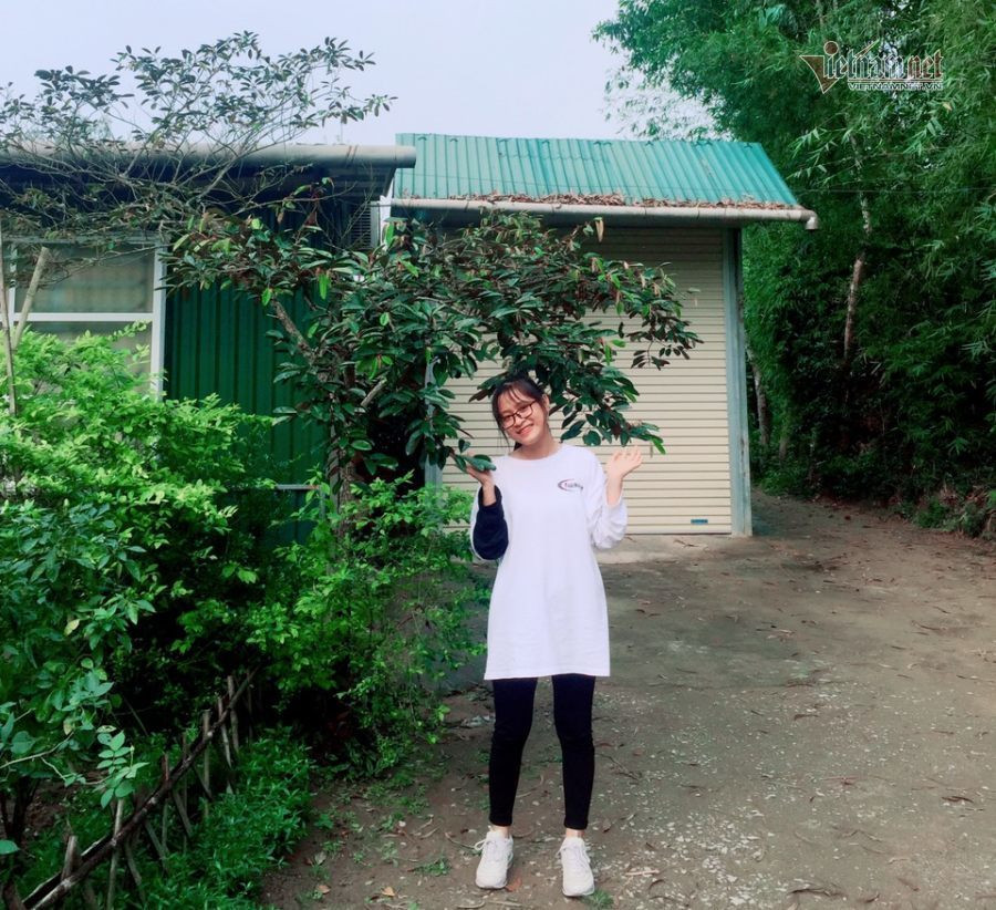 Nu sinh Nghe An tro thanh thu khoa sau 1 nam 'truot dai hoc'-Hinh-3