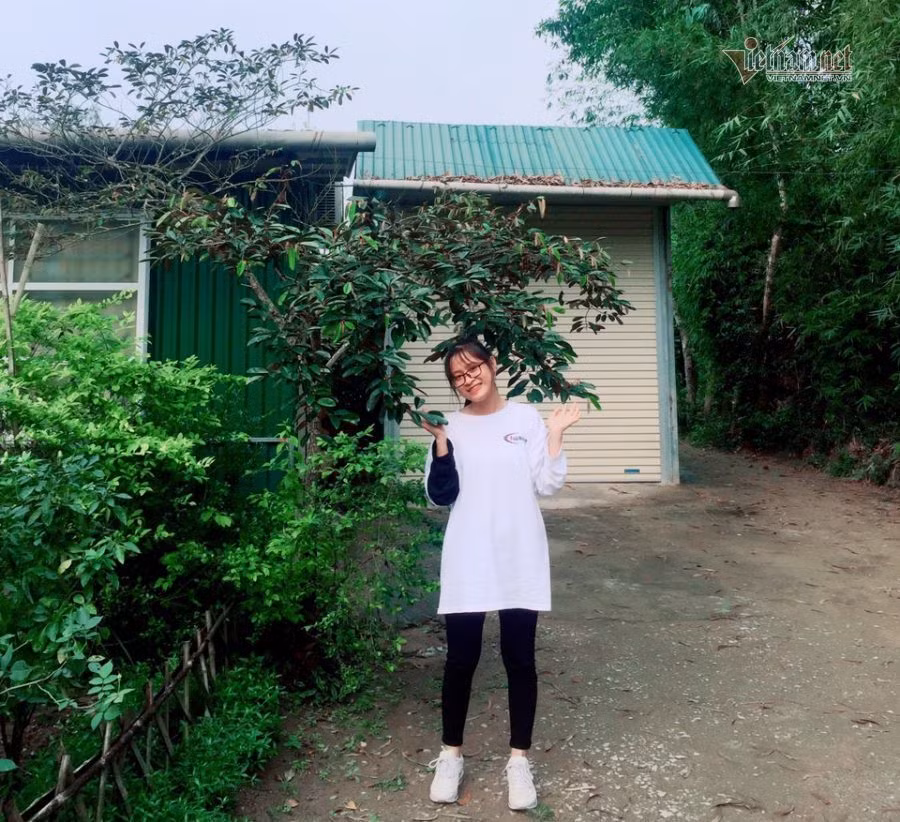 Nu sinh Nghe An tro thanh thu khoa sau 1 nam 'truot dai hoc'-Hinh-3