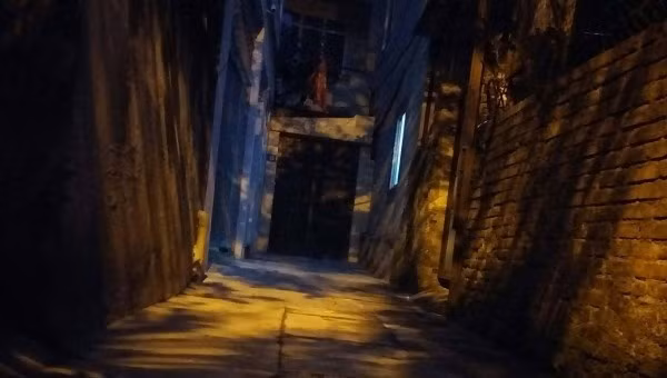 Ngôi nhà Nam thuê trọ nằm sâu trong ngõ ở đường Lạc Long Quân.