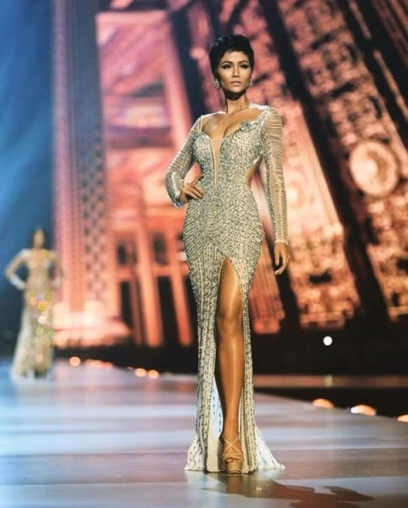 Loat sao nu co hanh trinh lot xac-Hinh-15