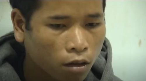 Bị truy vấn, Y Hông tỏ ra lúng túng, buột mồm thừa nhận hôm vụ án xảy ra y có đến hiện trường, nhưng là để... đi vệ sinh và nhìn thấy một hòn đá dính máu. Chính tình tiết này đã lật tẩy bộ mặt sát nhân của Y Hông, bởi hung khí được hung thủ đã dùng để sát hại cháu HQuyên vẫn chưa được tìm thấy.