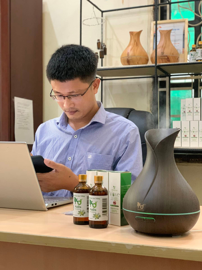 Chàng trai Hà Tĩnh từ tay trắng gây dựng doanh thu 3,5 tỷ/tháng Chang trai Ha Tinh tu tay trang gay dung doanh thu 3,5 ty/thang