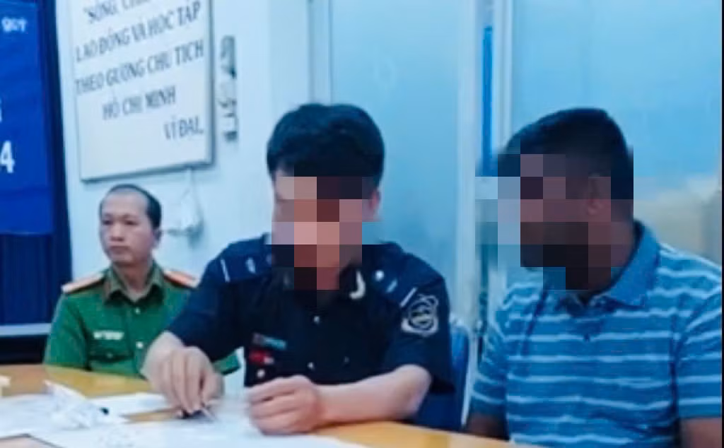 Kết quả kiểm tra ban đầu, cơ quan Hải quan xác định số hàng hóa do P.S.H vận chuyển trái phép gồm 716 viên kim cương tự nhiên và nhân tạo.