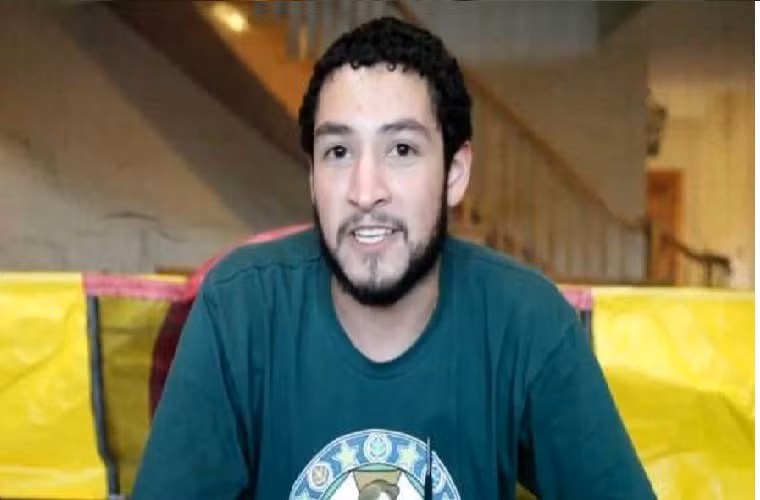 UberHaxor Nova thường hay đăng lên Youtube những bài bình luận sắc sảo về các thể loại game nhưng không kém phần hài hước dí dỏm. Ước tính có có đến 1.1 tỷ lượt người xem đem về 7.7 tỷ USD cho Nova.