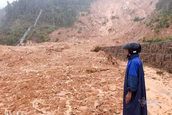 Sat lo kinh hoang, vui lap 22 can bo chien sy o Quang Tri