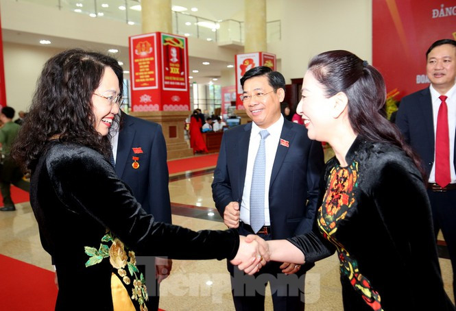 Bí thư Trung ương Đảng Nguyễn Hòa Bình chỉ đạo Đại hội Đảng bộ Bắc Giang - Hình 6 Bi thu Trung uong Dang Nguyen Hoa Binh chi dao Dai hoi Dang bo Bac Giang-Hinh-6