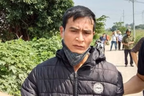 Khoi to 2 bi can sat hai nu sinh Hoc vien Ngan hang