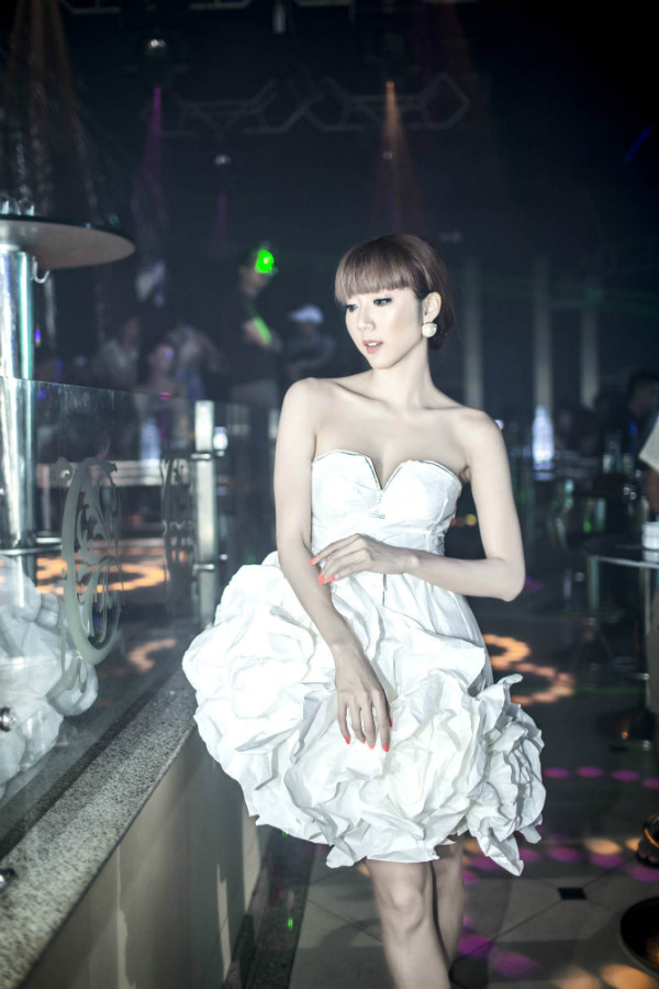 Giúp Ngọc Quyên giống những nàng thiên nga trong các vở múa ba-lê kinh điển