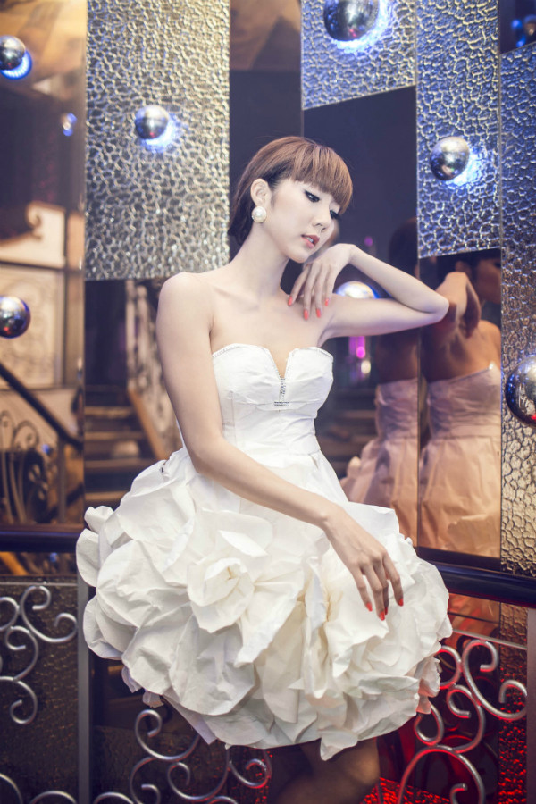 Ngọc Quyên cũng là gương mặt sáng giá cho vị trí Host của chương trình Vietnam Next Top Modle năm 2013