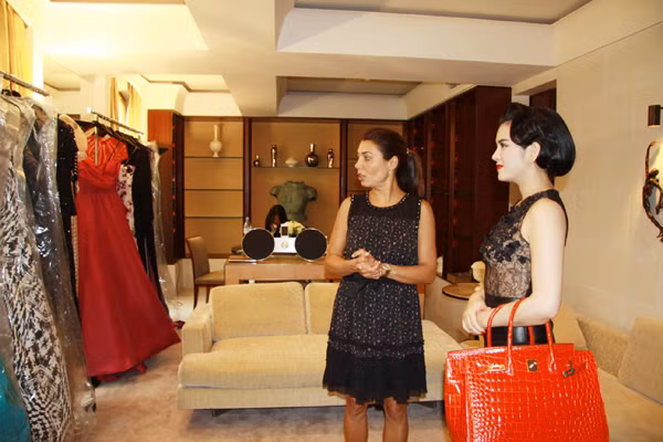 Công ty Lý Nhã Kỳ cũng vừa chính thức trở thành 1 trong 10 nhà phân phối một thương hiệu nổi tiếng của Pháp. Thương hiệu này dành cho tầng lớp quý tộc với phong cách hoàng gia; tất cả các sản phẩm đều làm bằng tay và là hàng limited có giá dao động từ 4500-1000USD.