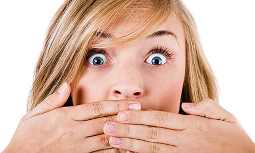 Mắc chứng hôi miệng kéo dài, rất có thể bạn đang đối diện với vấn đề sức khỏe nghiêm trọng.