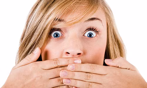 Mắc chứng hôi miệng kéo dài, rất có thể bạn đang đối diện với vấn đề sức khỏe nghiêm trọng. Mắc chứng hôi miệng kéo dài, rất có thể bạn đang đối diện với vấn đề sức khỏe nghiêm trọng.