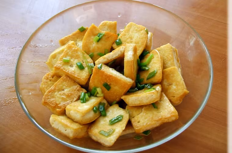 Đậu phụ tẩm hành.