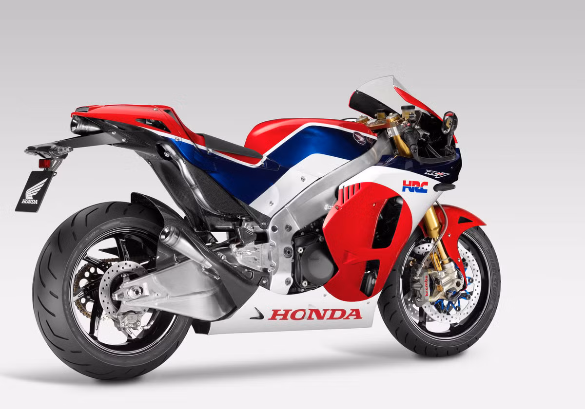 Theo thông tin từ phía Honda, RC213V-S là phiên bản quảng bá của hãng và được liệt vào danh sách sản phẩm sẽ ra mắt vào năm 2015.