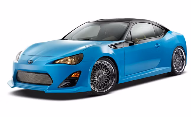 Scion FR-S Targa Top là một mẫu xe có hiệu suất cũng như khả năng tiết kiệm nhiên liệu tốt. Đó là lý do hai năm trước tại SEMA show, FR-S đã khiến nhiều vị khách phải trầm trồ.