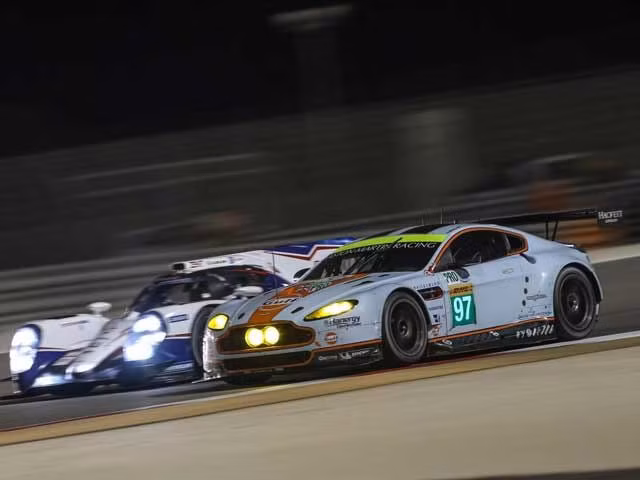 Trong cuộc đua năm nay, TS040 Hybrid của Toyota đã đánh bại đối thủ nặng ký Audi (liên tục giành chiến thắng trong cuộc thi đọ sức bền trong 14 năm qua) để đạt ngôi vị quán quân.