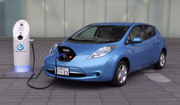 Nissan Leaf (5,1%): Dù trên thị trường hiện nay có rất nhiều mẫu xe điện nhưng Nissan Leaf vẫn là một lựa chọn đáng tin cậy.
