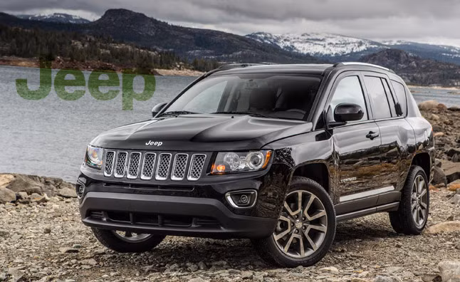 Jeep Compass: Xe được giới thiệu vào năm 2007, phiên bản pint-size Jeep hầu như không thay đổi so với các thế hệ ra đời cách đó 8 năm. Mặc dù cũng được trang bị một vài tùy chỉnh, tuy nhiên tất cả đều không thực sự cần thiết và thỏa lòng mong đợi của khách hàng. Do vậy, Jeep 2007 được cho là mẫu xe đáng bị "khai tử".
