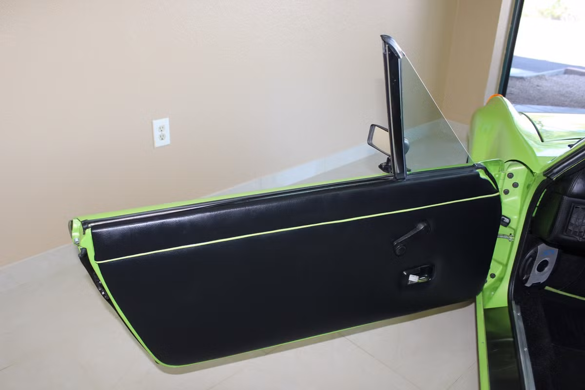 Dù là xe đã qua sử dụng, tuy nhiên các bộ phận của xe vẫn còn khá mới và chắc chắn.