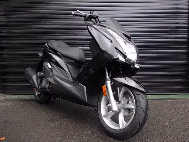 Yamaha cho biết, thiết kế khung mới tạo vẻ ngoài khá thể thao cho SMAX.