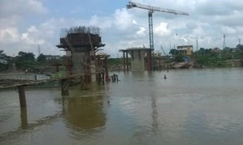 Đến thời điểm chiều tối ngày 3/9, vẫn chưa tìm thấy tung tích mẹ con chị Mai.