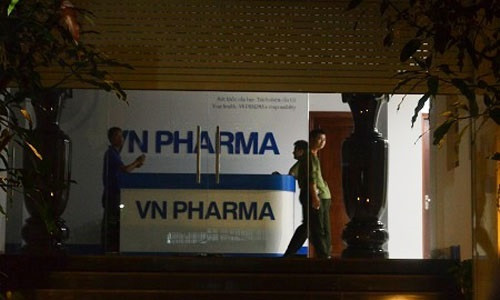 Cơ quan điều tra khám xét công ty VN Pharma.