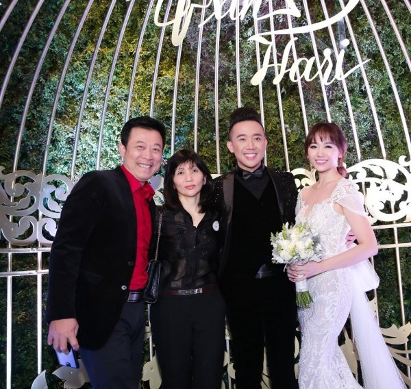 Nhung dam cuoi showbiz Viet co dan khach moi tuan thu dung dresscode nhat-Hinh-14