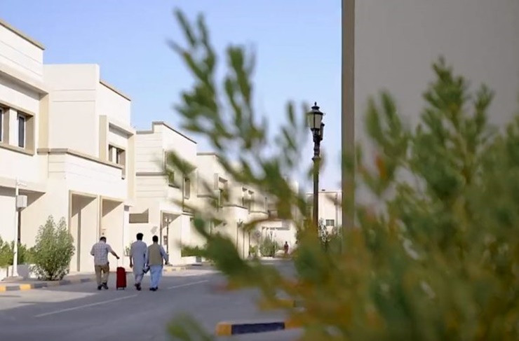 Qatar đã trở nên giàu có trong hai thập kỷ qua nhờ bán khí đốt tự nhiên hóa lỏng cho Trung Quốc, Hàn Quốc, Nhật Bản và một số khách hàng châu Á khác