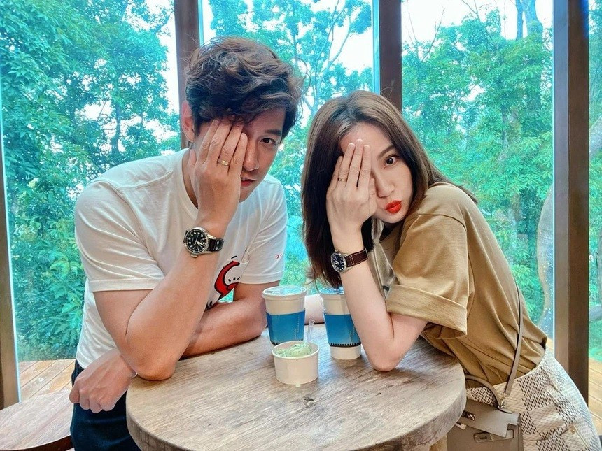 “Đông Phương Bất Bại” Trần Kiều Ân hạnh phúc bên chồng kém 9 tuổi ảnh 1