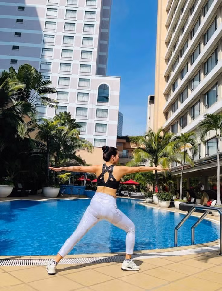 br/> Cũng như nhiều chị em phụ nữ, trong thời điểm dịch bệnh diễn biến phức tạp, vợ Bình Minh - doanh nhân Anh Thơ - dành nhiều thời gian hơn cho gia đình cũng như bản thân.