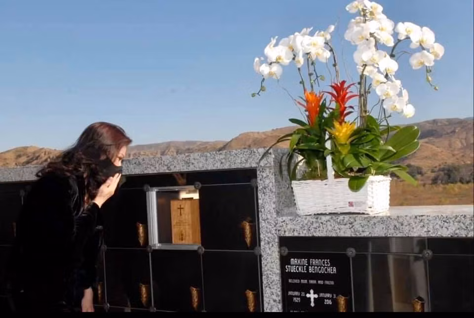 Ca si Phuong Loan mac ao co nghe si Chi Tai di ngu moi toi-Hinh-4