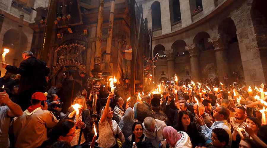 Phat hien dot pha ben trong mo Chua Jesus-Hinh-2