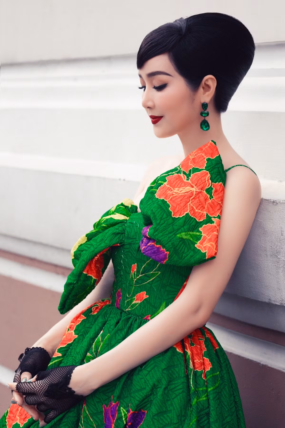 Nhờ cuộc thi nhan sắc, Giáng My liên tục nhận được lời mời đóng những bộ phim có nội dung về hoa hậu như: Người đẹp đêm trăng, Yêu nàng hoa hậu, Truy lùng băng quỷ gió… Gương mặt thanh tú của Giáng My được nhiều nhiếp ảnh gia yêu thích.