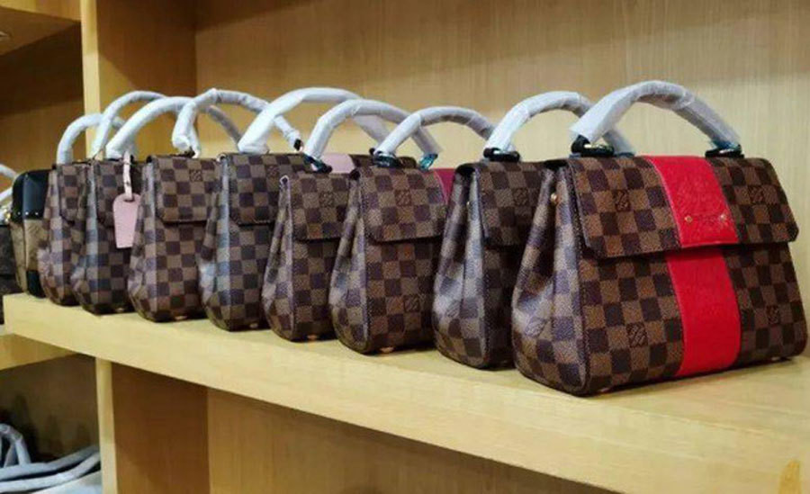 "Đẳng cấp" làm hàng nhái: Túi LV giả có chip NFC chống hàng giả ảnh 3