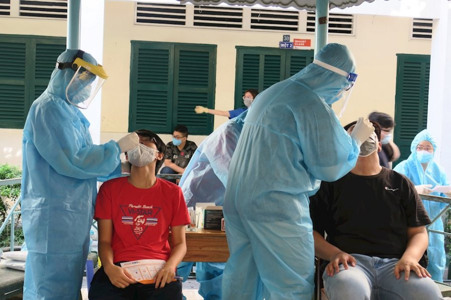 Dự đoán "nóng hổi" về đại dịch COVID-19 6 tháng tới Du doan