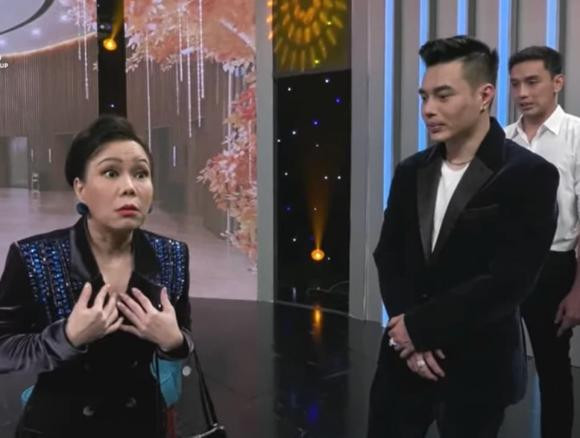 Việt Hương tiết lộ nâng đỡ cho Mạc Văn Khoa và Lê Dương Bảo Lâm - Hình 2 Viet Huong tiet lo nang do cho Mac Van Khoa va Le Duong Bao Lam-Hinh-2