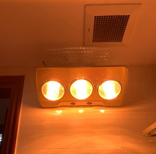 Bóng sưởi cháy hàng vì lạnh, nhân viên lắp đặt không có giờ nghỉ Bong suoi chay hang vi lanh, nhan vien lap dat khong co gio nghi