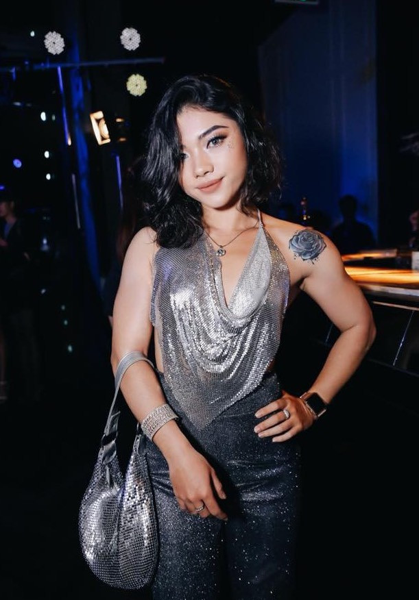 Co gai mum mim lot xac thanh VDV co bap cuon cuon-Hinh-2