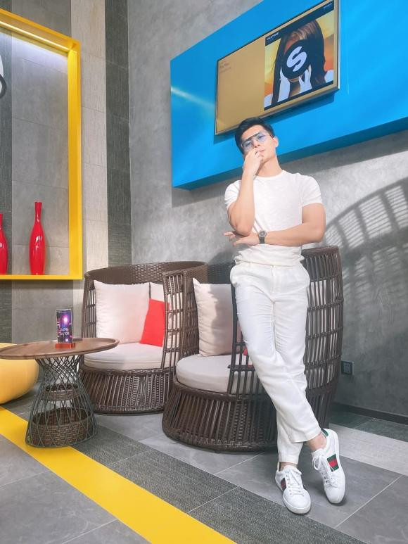 Le Quyen - Lam Bao Chau tiep tuc lo bang chung hen ho-Hinh-2