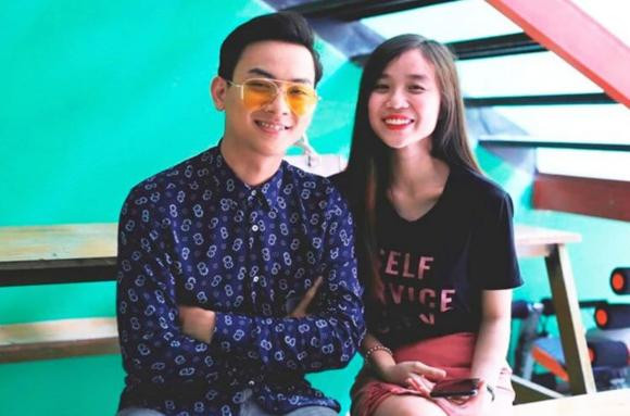 Fan tiec Hoai Lam chon tinh yeu bo be su nghiep, vo cu dap tra