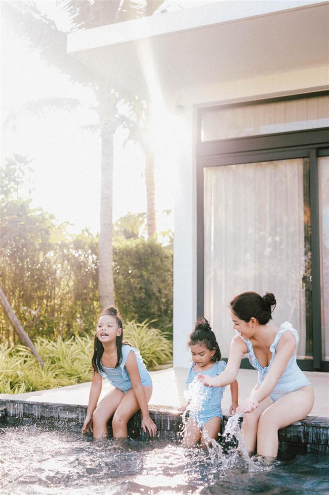 Pham Quynh Anh bi cong an giao thong kiem tra nong do con-Hinh-5