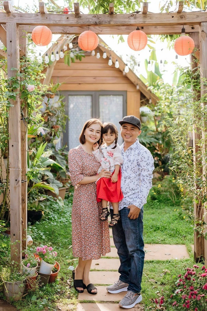 Ngôi nhà hoa hồng rộng 15m2 của vợ chồng trẻ ở Vũng Tàu ảnh 8