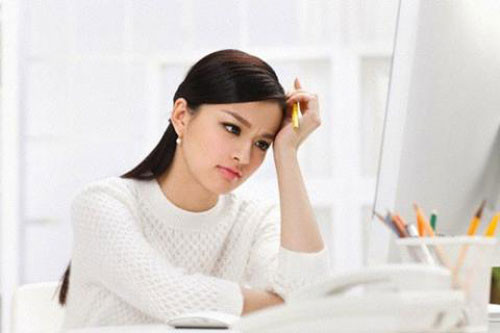 Nhìn cảnh nhà chồng, đêm nào tôi cũng khóc vì sợ hãi Nhin canh nha chong, dem nao toi cung khoc vi so hai