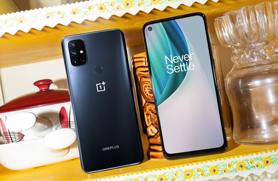 br/> OnePlus Nord N10 5G được lên kệ tại Việt Nam vào cuối năm 2020, giá 8 triệu đồng. Hiện tại, model này được bán với giá 6 triệu đồng. Máy dùng chip Snapdragon 690, kết nối mạng 5G, RAM 6 GB, bộ nhớ trong 128 GB. Ảnh: OnePlus.