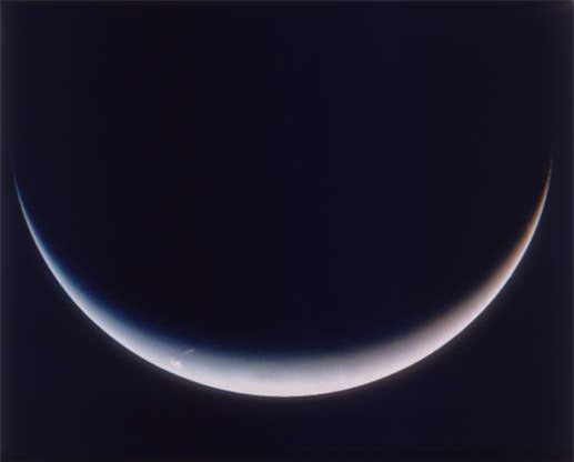 Ngày 12/7/2011, sao Hải vương hoàn thành quỹ đạo 165 năm đầu tiên vòng quanh Mặt Trời kể từ khi nó được phát hiện vào năm 1846.