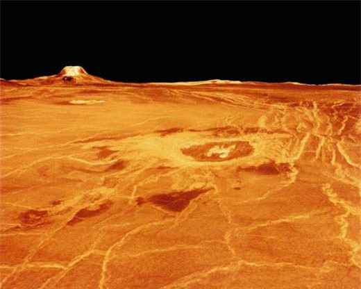 Tàu Megallan của NASA đã đi vào quỹ đạo của sao Kim ngày 10/8/1990, ghi được 98% dữ liệu bề mặt hành tinh này. Các hành ảnh cho thấy bằng chứng về các dòng dung nham và cả gió trên bề mặt sao Kim.